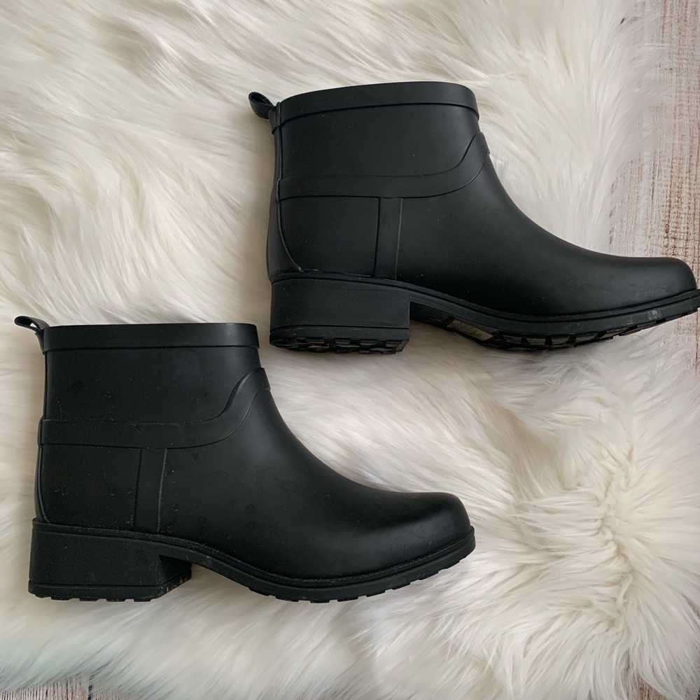 Lucky Brand Rebeka Black Ankle Rain Boots - Picture 3 of 8